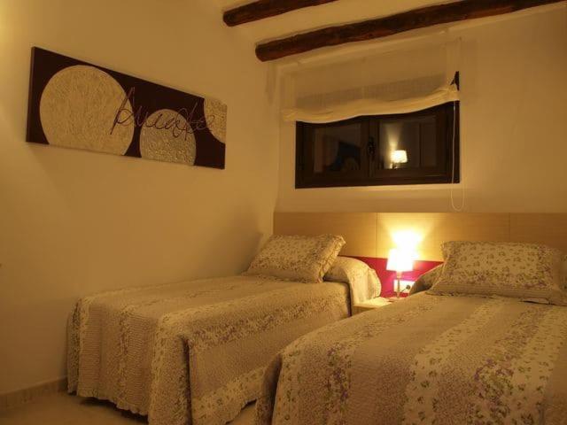 Apartamentos Berdiel Casbas de Huesca Екстер'єр фото